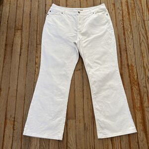 Chico's Platinum White Ankle Jeans Sz 2.5 Short Embroidered Pockets